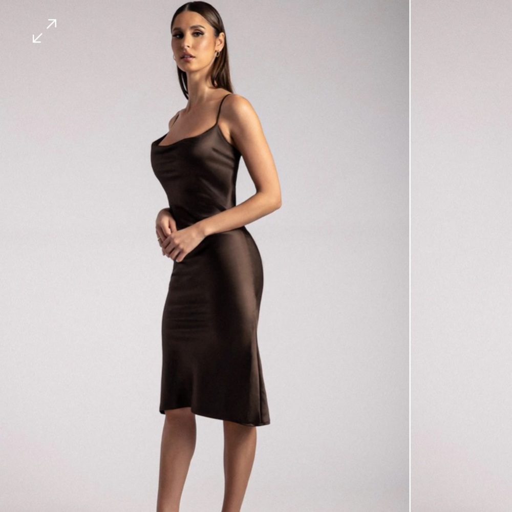 MIDI chocolate dress , never worn